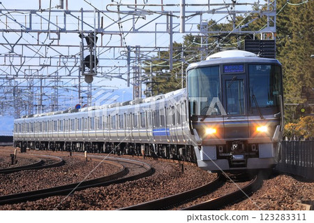 [JR West] 223 Series 1000 Special Rapid Service (JR Kobe Line: Shioya - Suma) 123283311