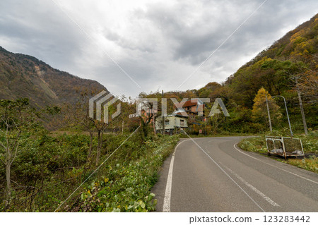 歷史悠久的古道「鹽路」及其周邊地區 123283442
