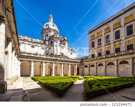 Courtyard of the Mafra National Palace, Convent and Basilica. Baroque architecture at Mafra in Portugal. 123284471
