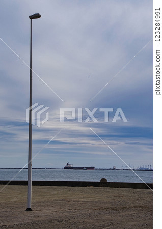 Port of the harbor 123284991