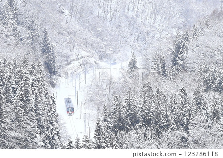Snowy landscape railway Snowy landscape railway 123286118