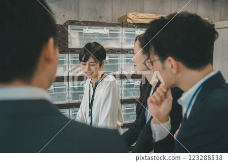 網上商店管理會議 123288538