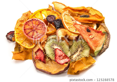 Sliced dried fruit 123288578