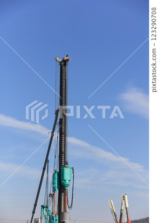 Construction machinery, pile drivers and concrete pump trucks 123290708