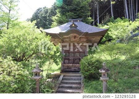 Kozanji Temple, Tanba City, Hyogo Prefecture 123293128