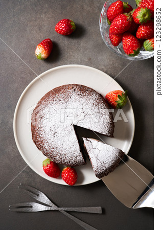 Gateau chocolat  123298652