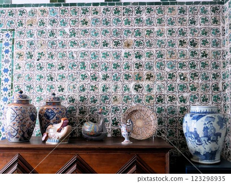 Beautiful decorative tiles and ceramics (Sintra, Portugal) 123298935