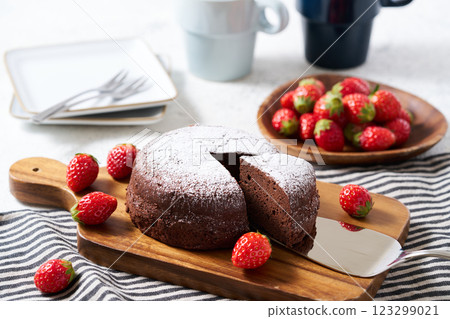 蛋糕巧克力 蛋糕巧克力 123299021