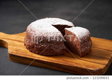 蛋糕巧克力 123299031