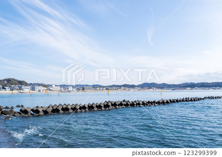 [Kamakura Seaside Park] Yuigahama area swimming beach 123299399