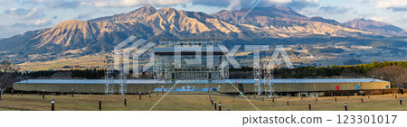 世界最大規模的露天舞台，可一覽阿蘇五峰（南阿蘇）的風光（熊本縣立露天劇場Aspecta） 123301017