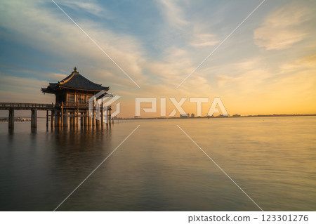 Photographing the floating temple on Lake Biwa in the early morning, one of the Eight Views of Omi Photographing the floating temple on Lake Biwa in the early morning, one of the Eight Views of Omi 123301276