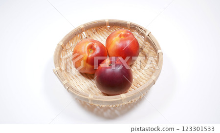 Nectarine 123301533