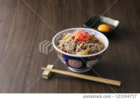 beef bowl  123304717