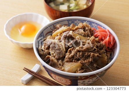 牛肉飯 牛肉飯 123304773