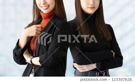 Two women, businesswomen 123307626