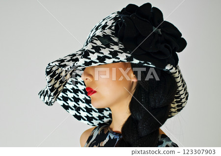 red lips and white black hat 123307903