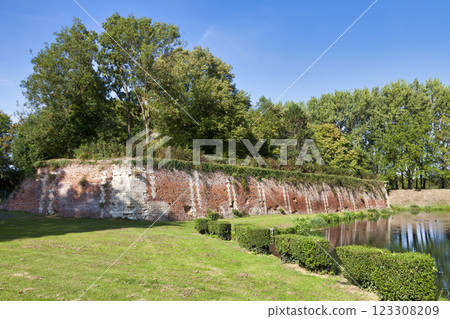 Remains of the old ramparts of the town of Peronne 123308209
