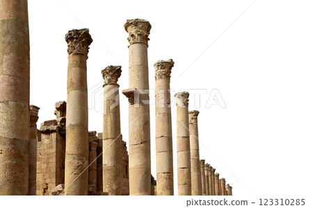 Roman Columns in the Jordanian city of Jerash (Gerasa of Antiquity), capital and largest city of Jerash Governorate, Jordan. Carved on white background  123310285