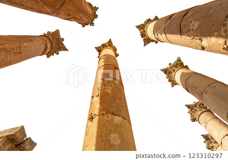 Roman Columns in the Jordanian city of Jerash (Gerasa of Antiquity), capital and largest city of Jerash Governorate, Jordan. Carved on white background  123310297