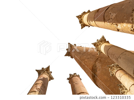 Roman Columns in the Jordanian city of Jerash (Gerasa of Antiquity), capital and largest city of Jerash Governorate, Jordan. Carved on white background  123310335