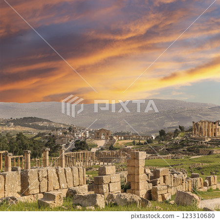 Roman ruins (against the background of a beautiful sky with clouds) in the Jordanian city of Jerash (Gerasa of Antiquity), capital and largest city of Jerash Governorate, Jordan 123310680