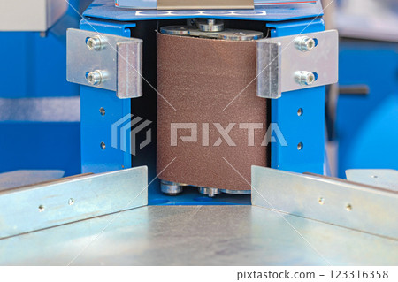 Vertical Grinding Machine 123316358