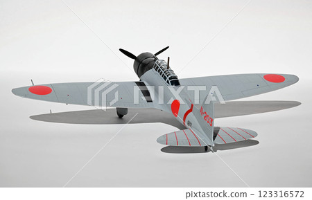 Type 99 Carrier Bomber Type 11, 1/72 scale model, aircraft aboard the aircraft carrier Akagi 123316572