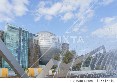 [Nagoya City, Aichi Prefecture] Shirakawa Park and the exterior of the Nagoya City Science Museum 123316810