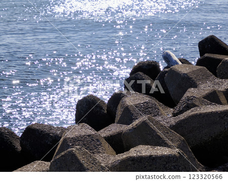 Wave block Wave block 123320566