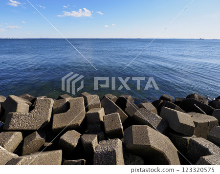 Wave block Wave block 123320575