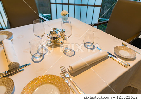 Luxury hotel restaurant table 123322512