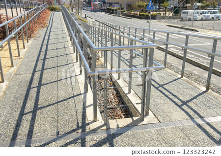 公共設施的斜坡 123323242
