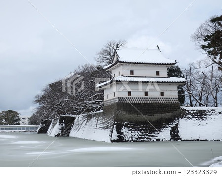 Niigata Prefecture, Shibata City, Shibata Castle in the snow Niigata Prefecture, Shibata City, Shibata Castle in the snow 123323329