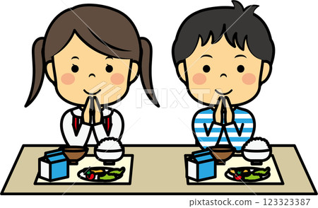 Elementary school boys and girls saying "itadakimasu" 123323387