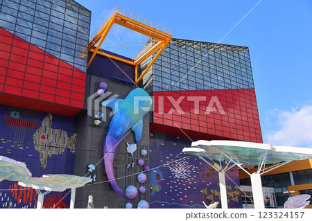 Kaiyukan / Plaza (Kaigandori, Minato Ward, Osaka City) Kaiyukan / Plaza (Kaigandori, Minato Ward, Osaka City) 123324157