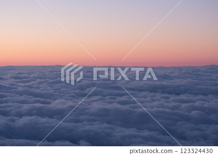 Sunset-colored winter clouds Sunset-colored winter clouds 123324430