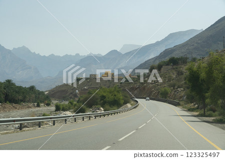 阿曼鄉村的美麗風景 123325497