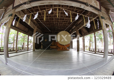 信州、諏訪、諏訪大社、上社神樂堂、諏訪神社總本山 信州、諏訪、諏訪大社、上社神樂堂、諏訪神社總本山 123329489