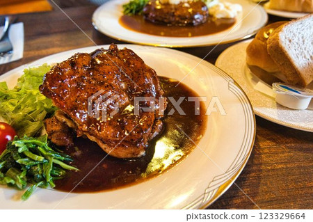 雞肉午餐 雞肉午餐 123329664
