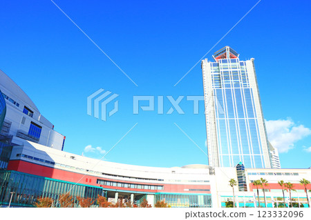 Osaka City, Osaka Prefecture, Osaka Prefectural Sakishima Government Building and Asia Pacific Trade Center scenery 123332096