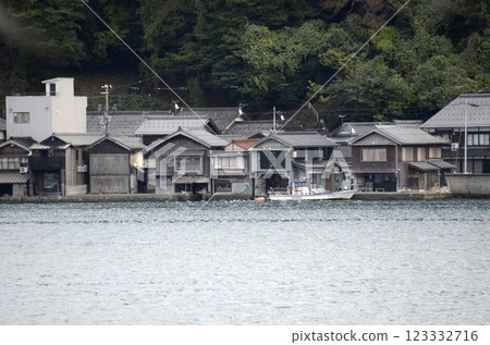 在Ine的Funaya 123332716