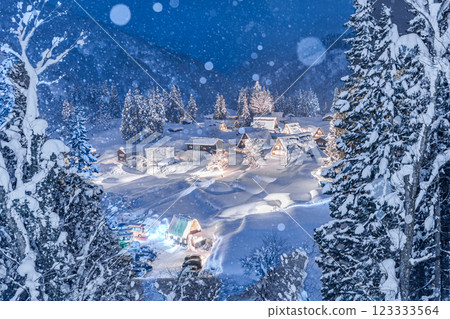 Snowy winter in Gokayama: Ainokura Gassho-style Village, illuminated with spectacular lights Snowy winter in Gokayama: Ainokura Gassho-style Village, illuminated with spectacular lights 123333564