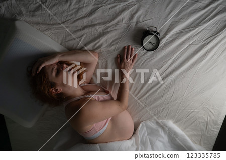 Pregnant woman suffers from insomnia.  123335785