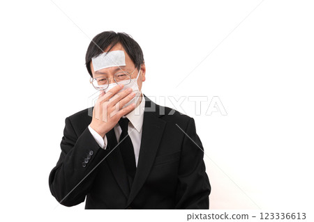 中年男人身體不好 123336613