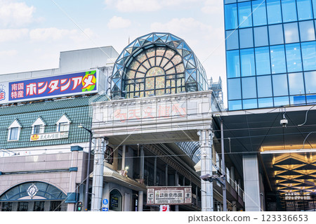 Tenmonkan, the largest shopping district in Kagoshima City, Kagoshima Prefecture 123336653