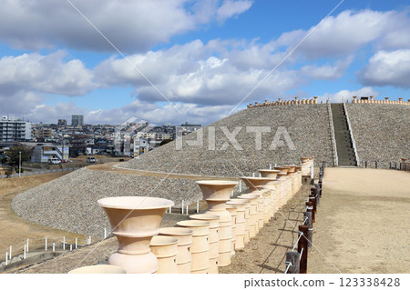 五色塚古墓（兵庫郡神戶市） 123338428