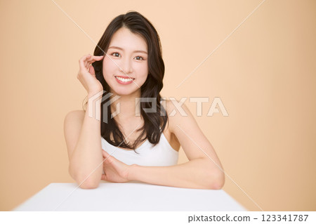 美女肖像 123341787