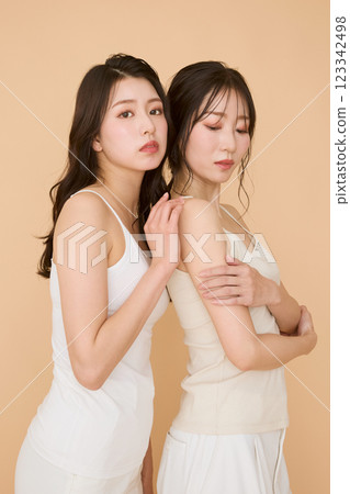 美女肖像 123342498