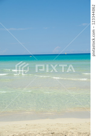 Beach at Varadero Cuba 123344862